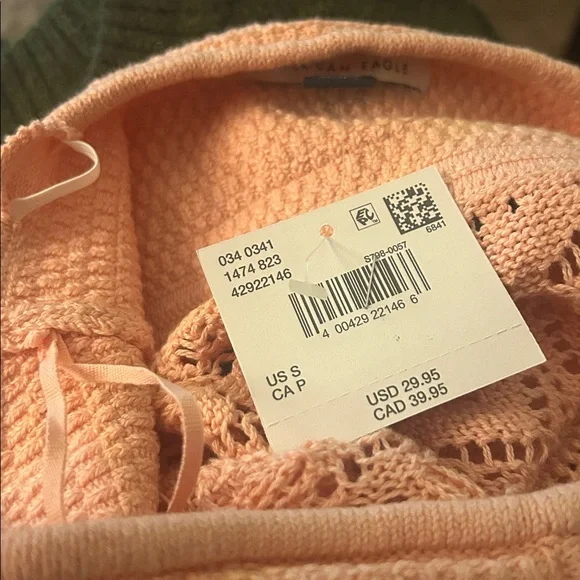 NWOT AE Cropped Crochet Tube Top - Picture 11 of 11